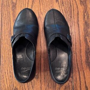 Dansko Size 39 Women’s Black Leather Shoes